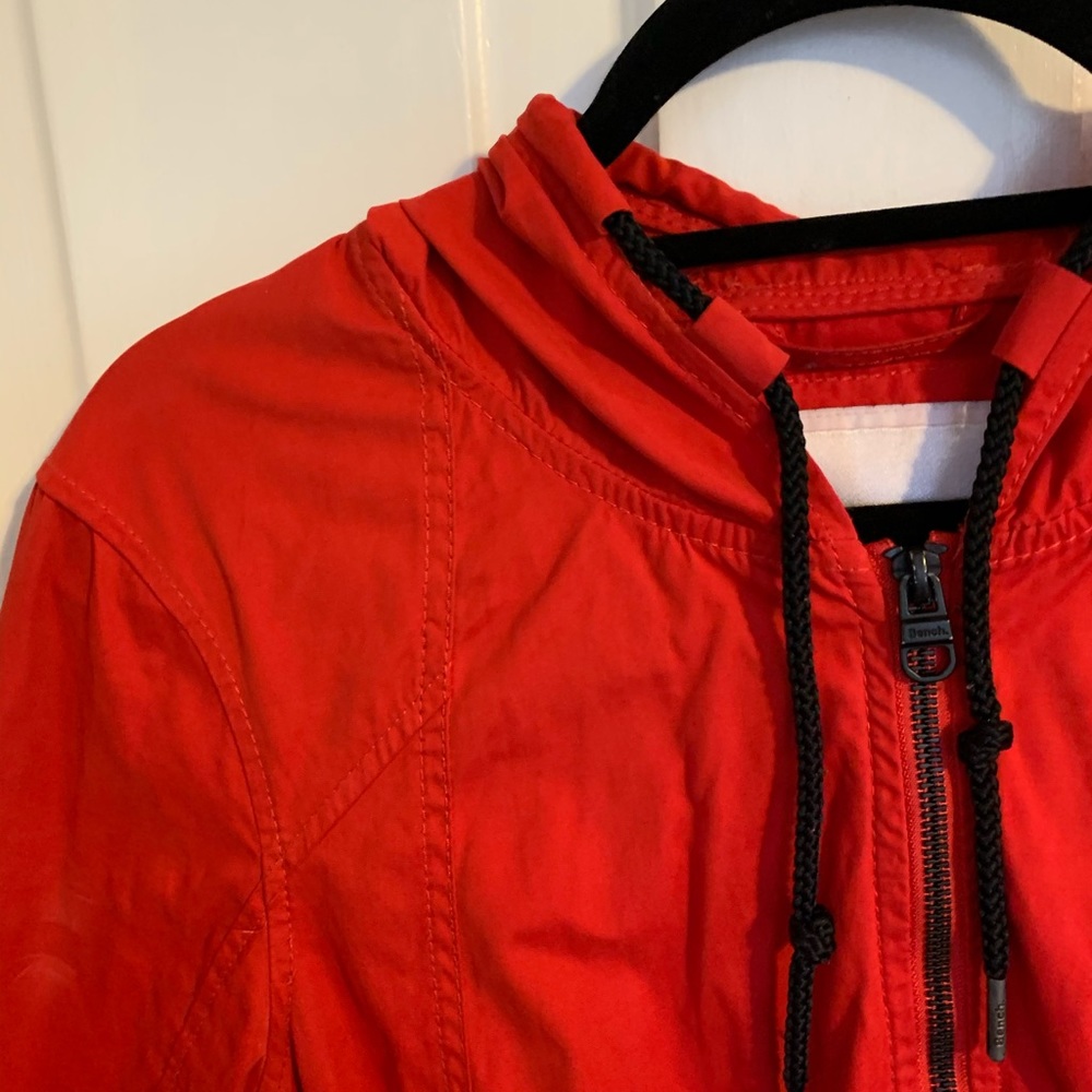 Bench Raincoat - Picture 3 of 3